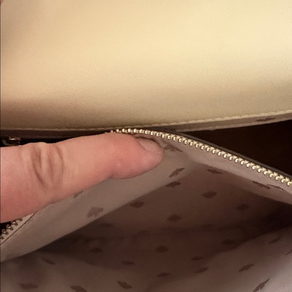 Kate Spade Ivory Croc-Embossed Satchel/Crossbody New - Picture 5 of 7